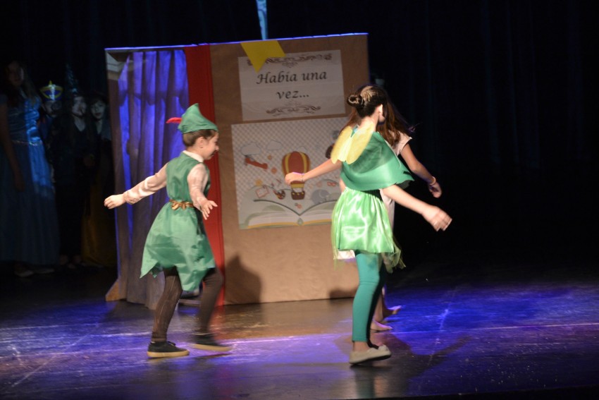 Inici� la muestra anual de arte del Instituto San Jos�