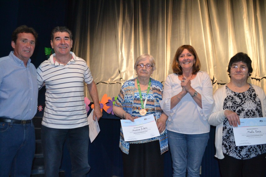 Reconocieron a quienes representaron a Madariaga en la final de los Bo