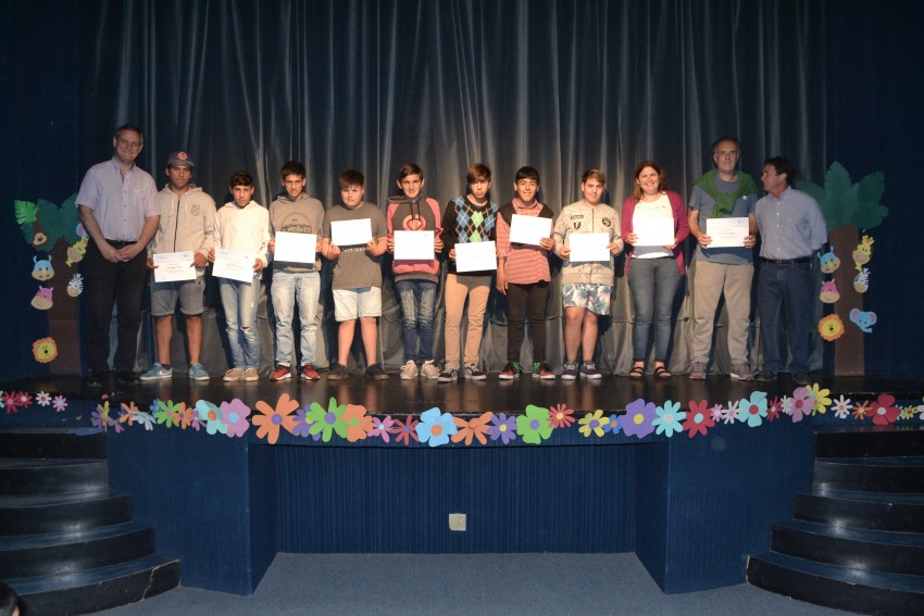 Reconocieron a quienes representaron a Madariaga en la final de los Bo