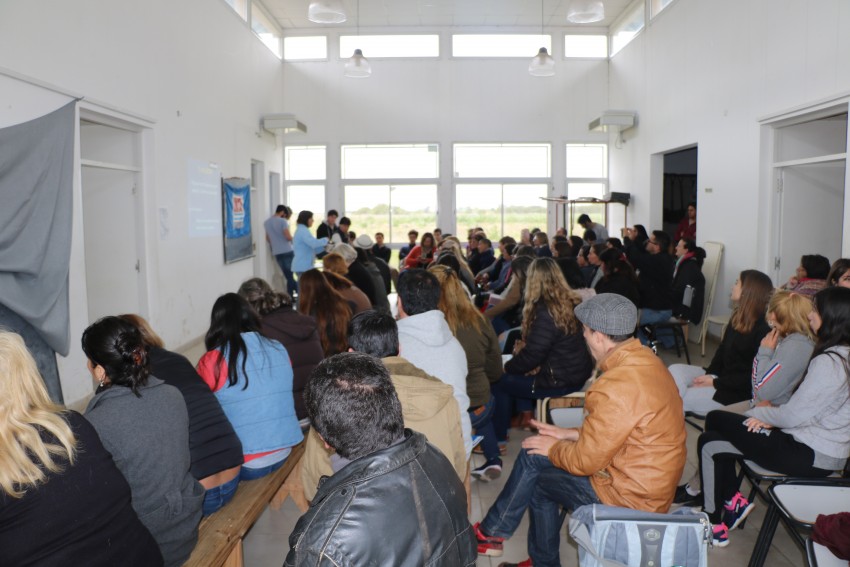 Más de 70 personas participaron del curso de elaboración de quesos y d