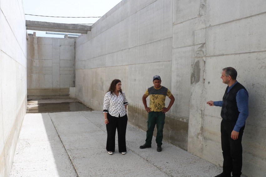 Santoro recorri la obra de la cisterna de agua