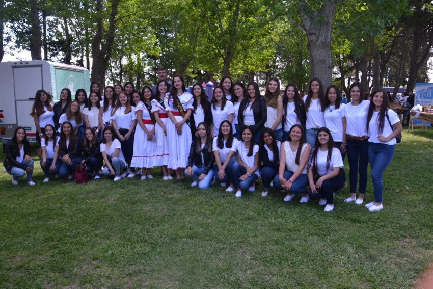 Los festejos por el Da de la Tradicin incluyeron procesin, danzas f