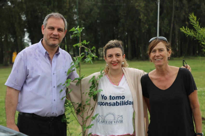 Plantaron 50 rboles en el predio de la estacin