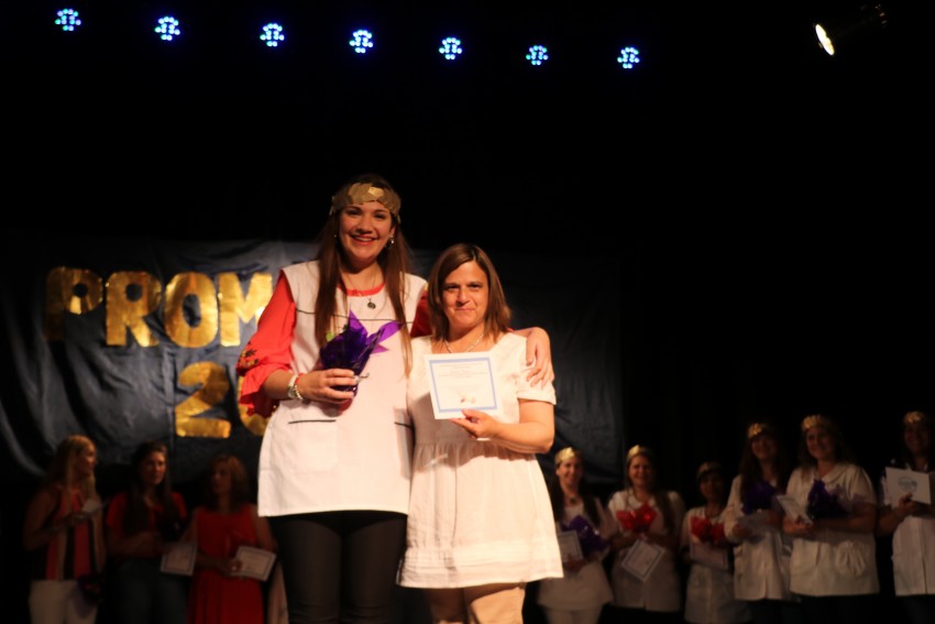 Reconocieron a los egresados con mejor promedio del Instituto 59