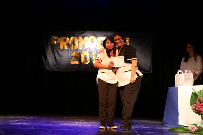 Reconocieron a los egresados con mejor promedio del Instituto 59