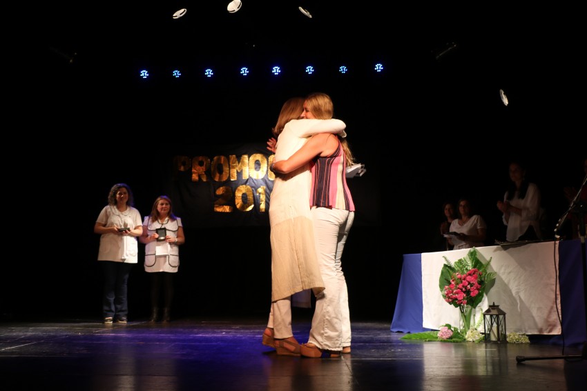 Reconocieron a los egresados con mejor promedio del Instituto 59