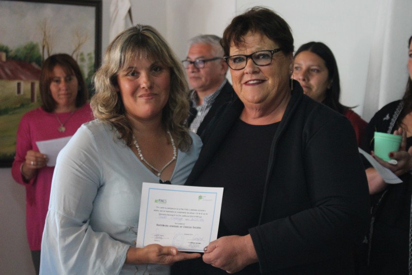 Plan FINES Macedo: Las mujeres del Paraje culminaron sus estudios