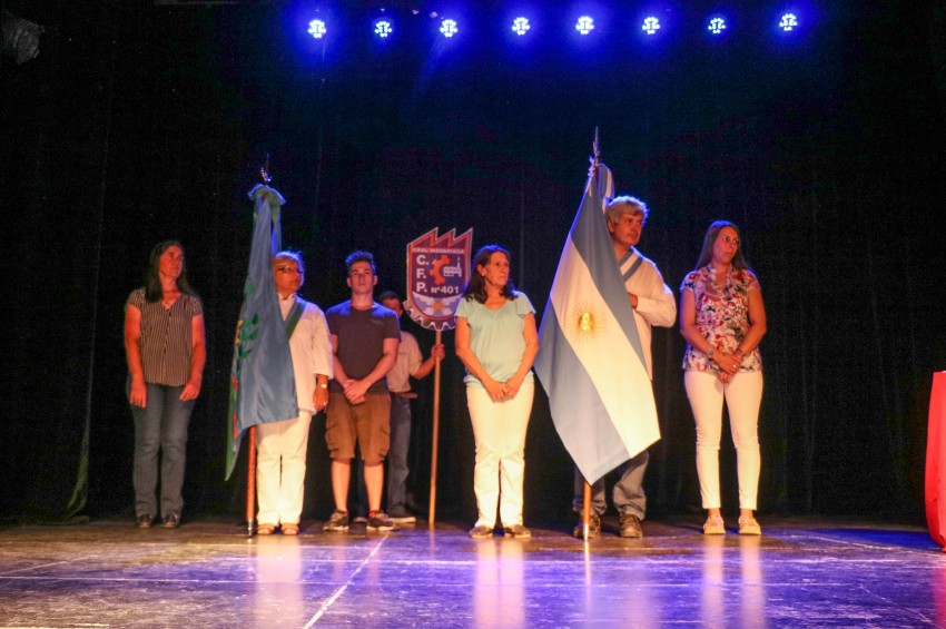 Destacaron a los egresados con mejores promedios en la Escuela de Adul