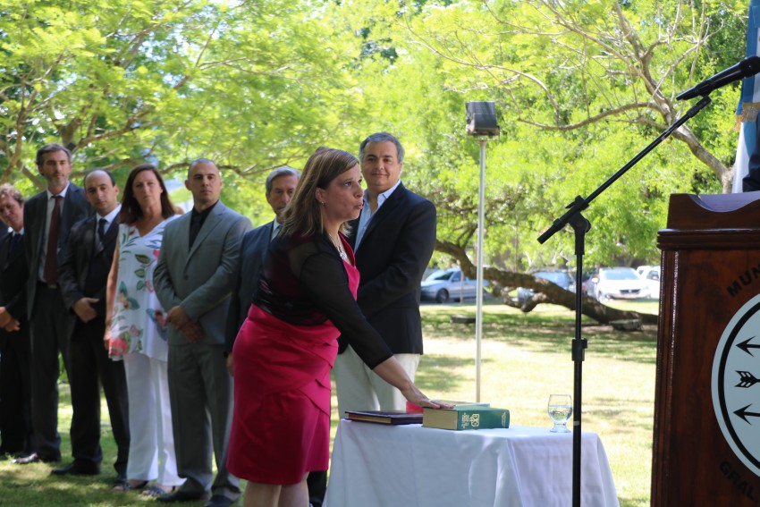 Santoro tom juramento a su gabinete ejecutivo