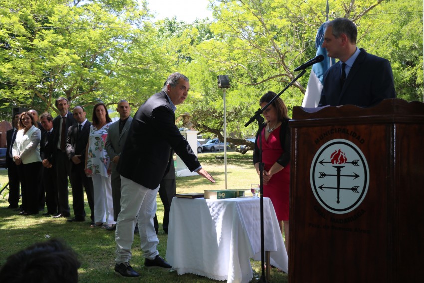 Santoro tom juramento a su gabinete ejecutivo