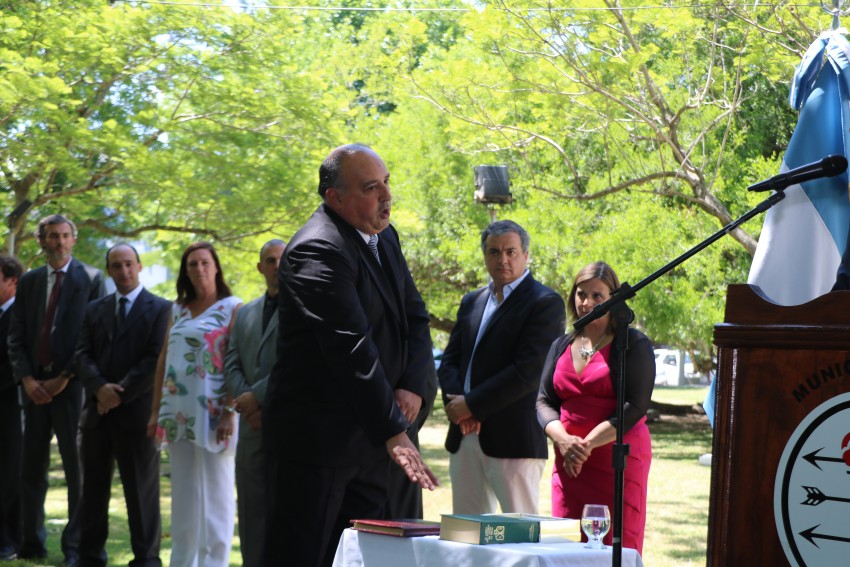 Santoro tom juramento a su gabinete ejecutivo