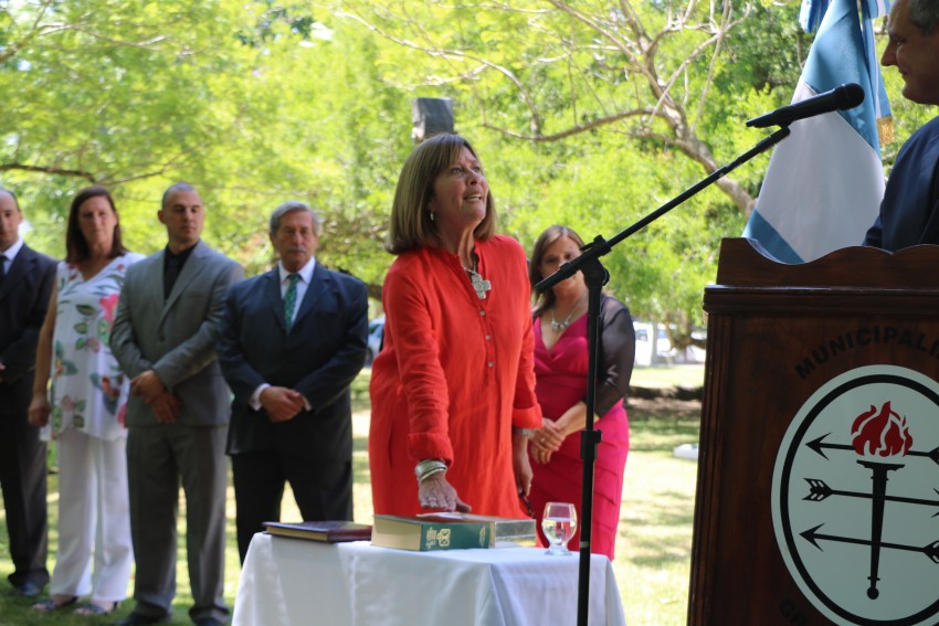 Santoro tom juramento a su gabinete ejecutivo