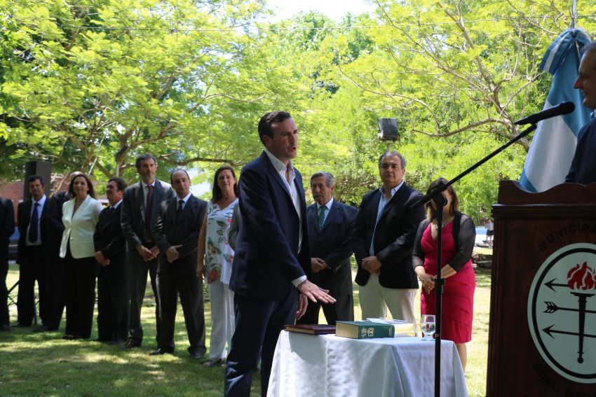 Santoro tom juramento a su gabinete ejecutivo