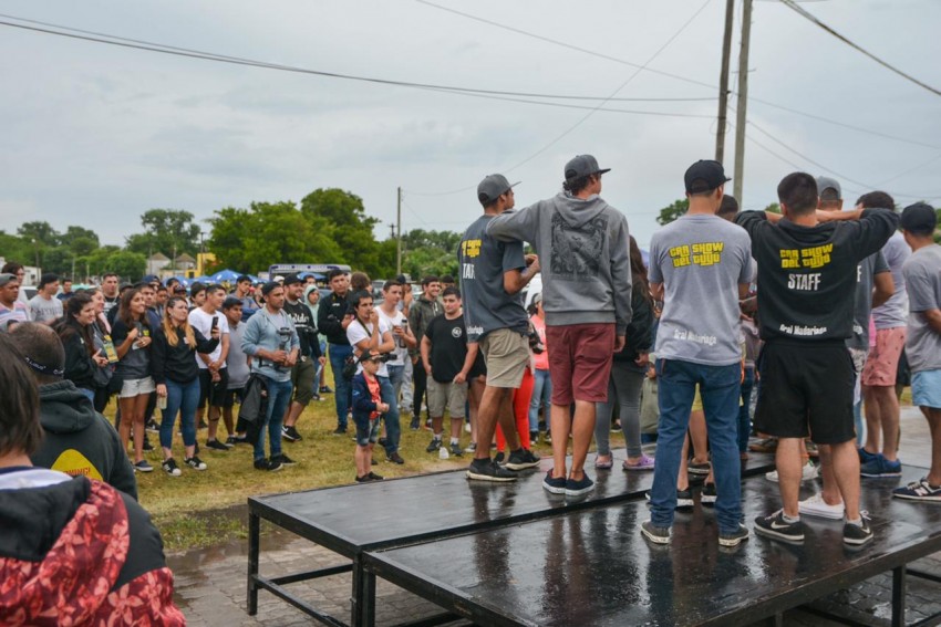 Con excelente participacin del pblico culmin el Car Show