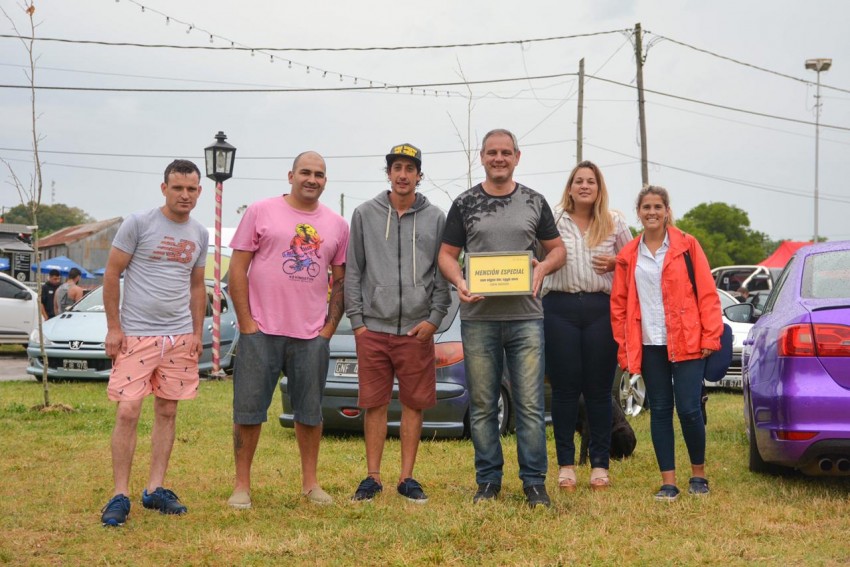 Con excelente participacin del pblico culmin el Car Show