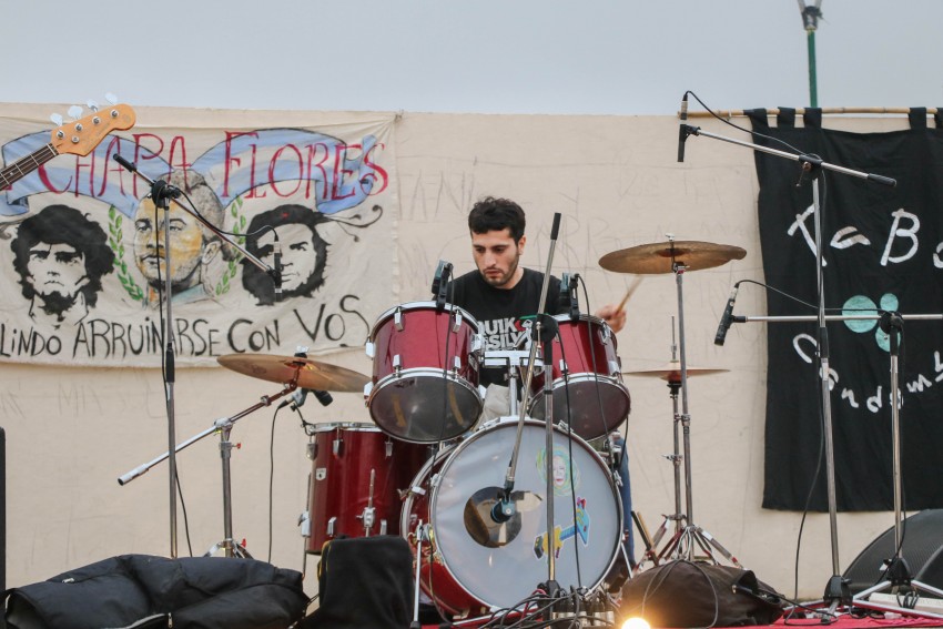 Esmowing y Tab se lucieron en el Anfiteatro