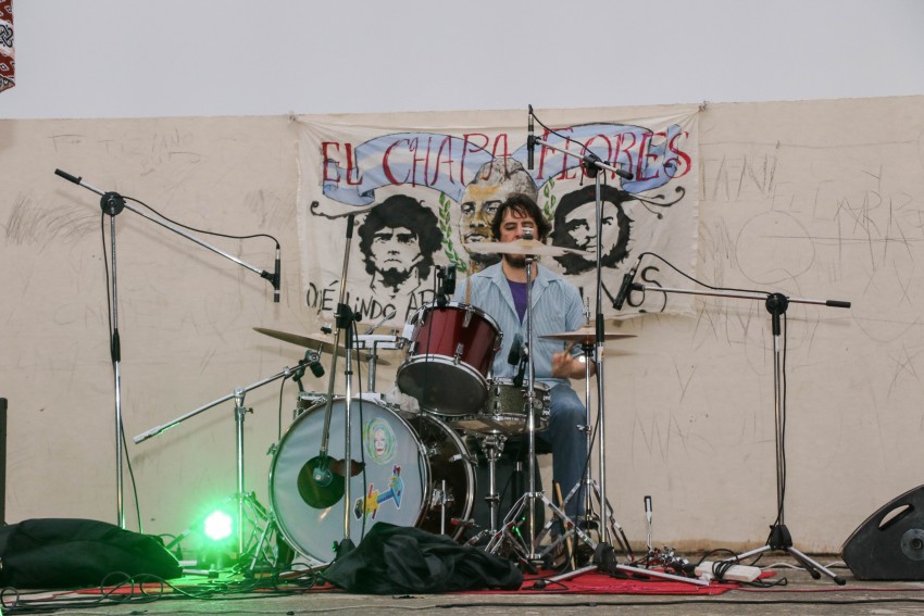 Esmowing y Tab se lucieron en el Anfiteatro