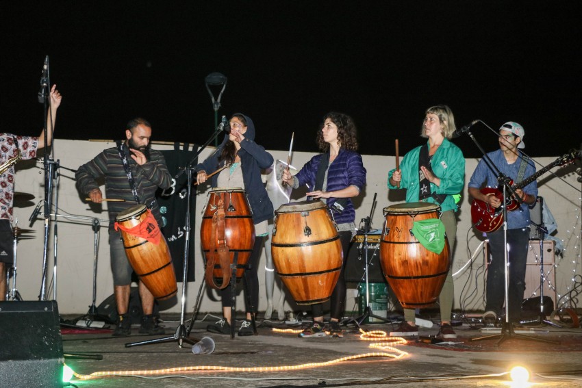 Esmowing y Tab se lucieron en el Anfiteatro