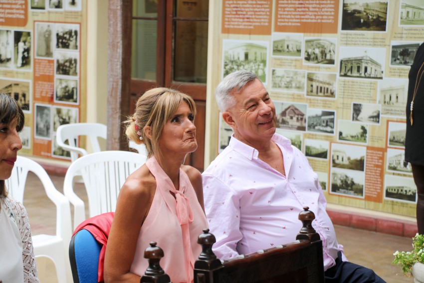 Tres parejas dieron el s en el Museo Histrico