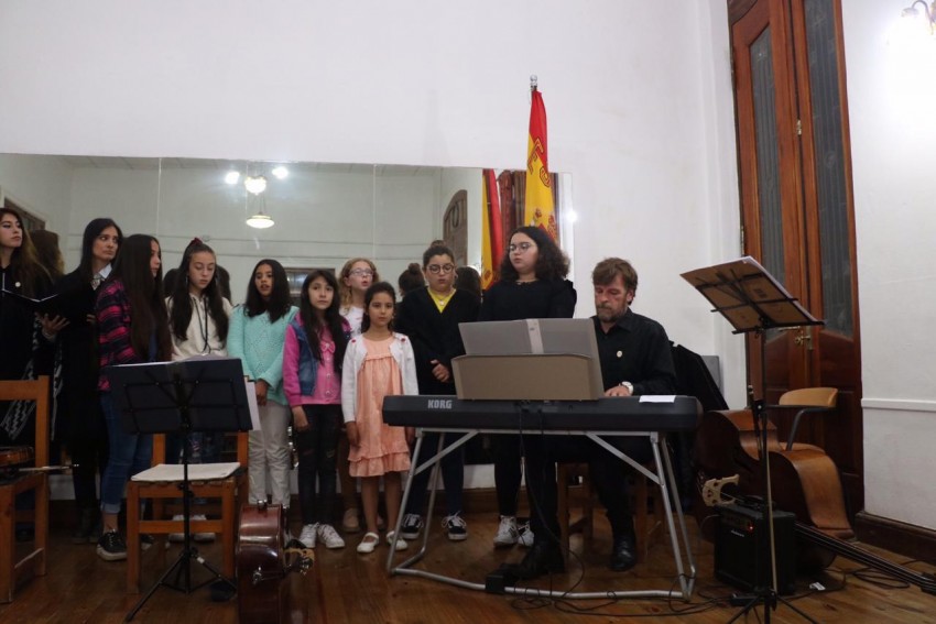 Ante una importante cantidad de pblico se realiz el concierto navide