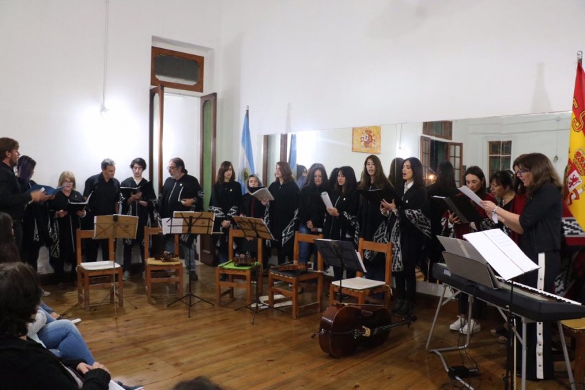 Ante una importante cantidad de pblico se realiz el concierto navide