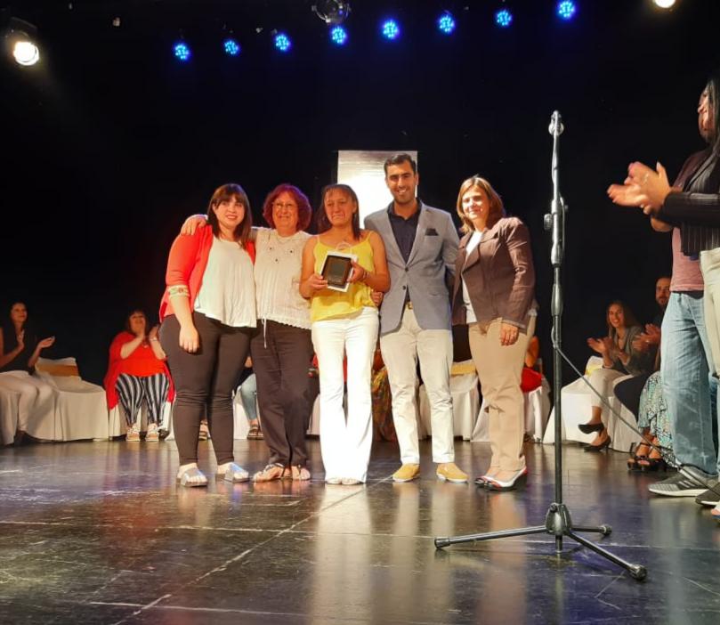 Se recibi la primera promocin de Psiclogos Sociales