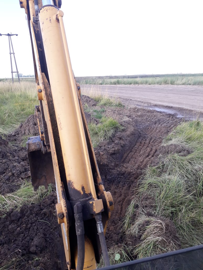 Intensificaron los arreglos en los caminos rurales