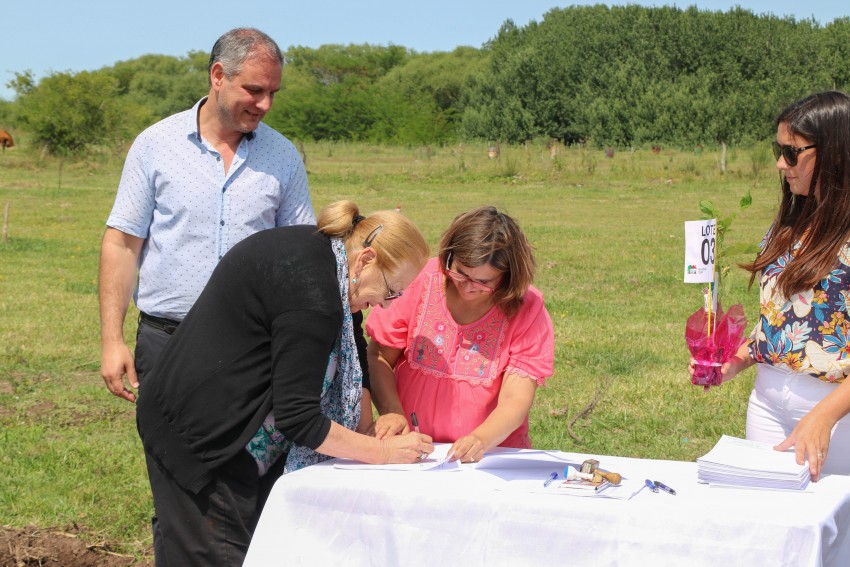 La entrega de lotes en fotos