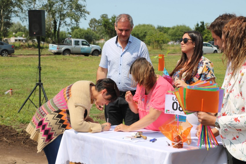 La entrega de lotes en fotos