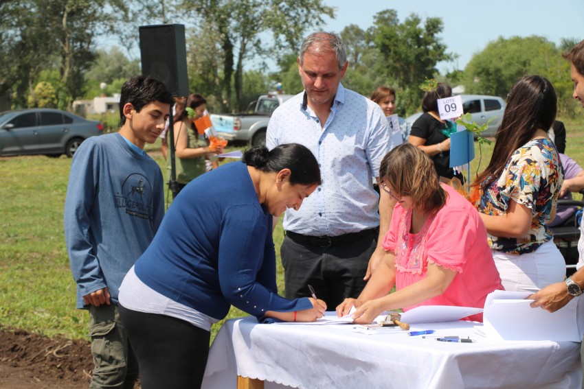 La entrega de lotes en fotos