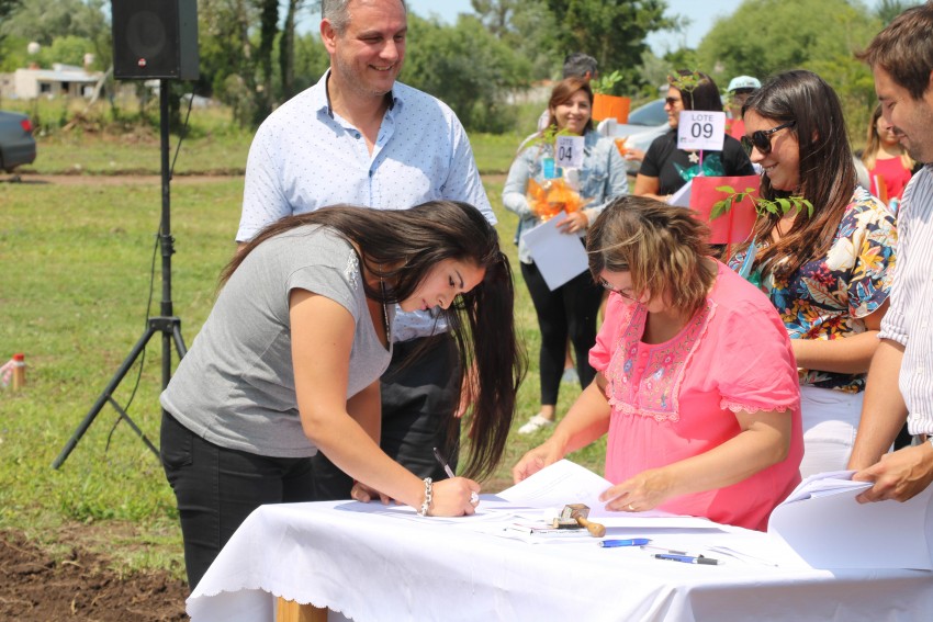 La entrega de lotes en fotos