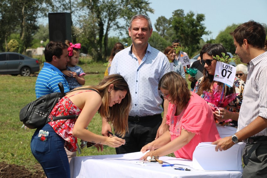 La entrega de lotes en fotos