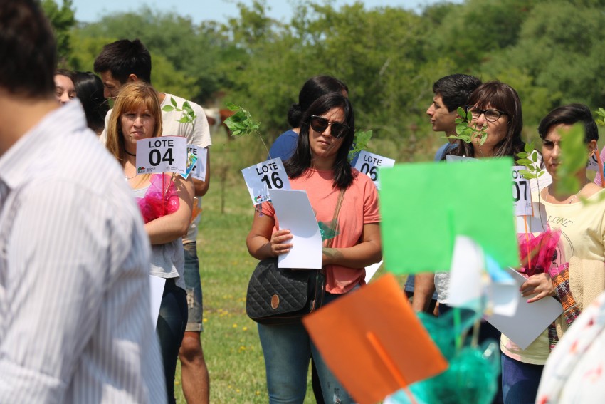 La entrega de lotes en fotos