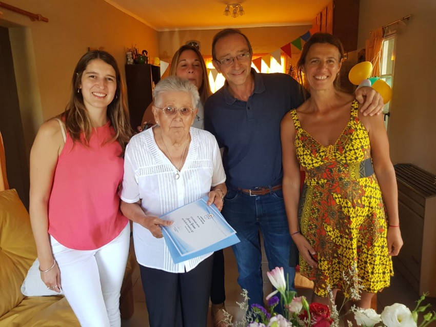 Ayer celebr 90 aos la vecina Severa Rosani de Balbn