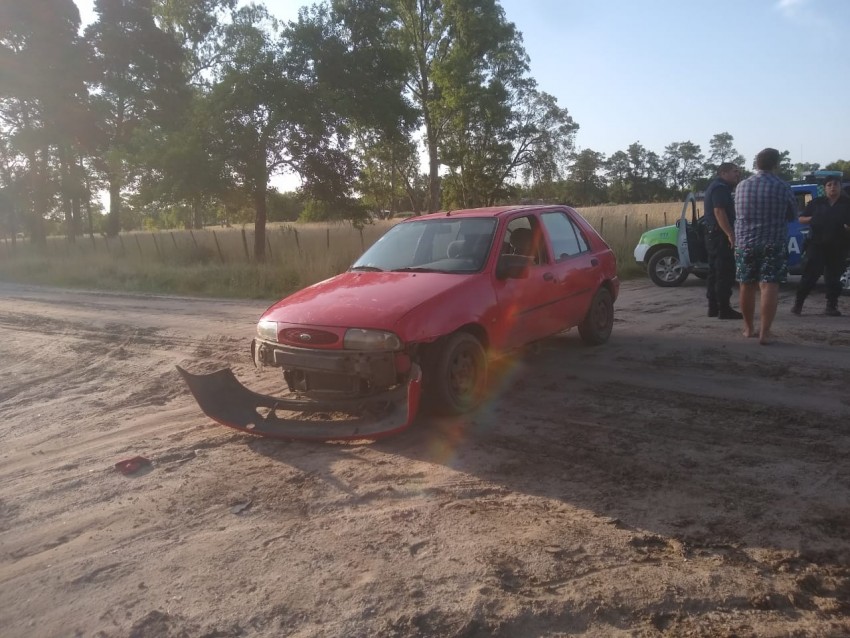 Choque entre auto y camioneta provoc heridas en dos personas