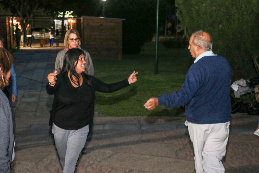 Las clases de folclore convocaron a residentes  y turistas