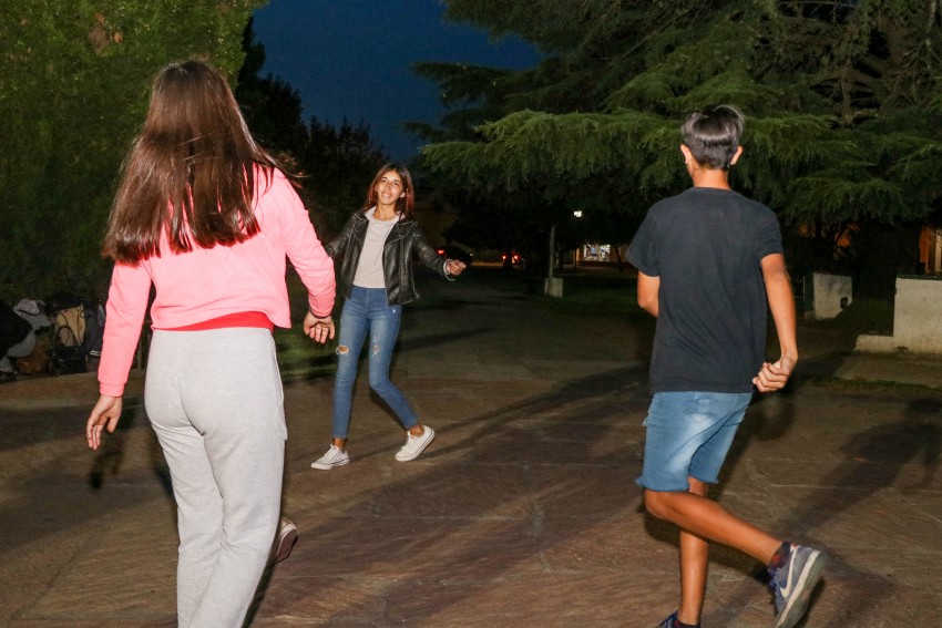 Las clases de folclore convocaron a residentes  y turistas