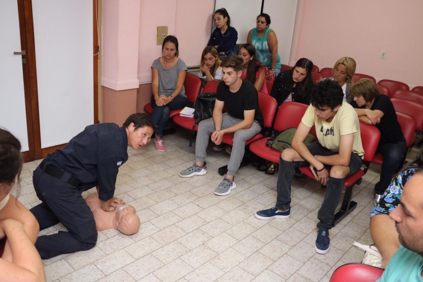 Unas 30 personas participaron de un nuevo curso de Primeros Auxilios