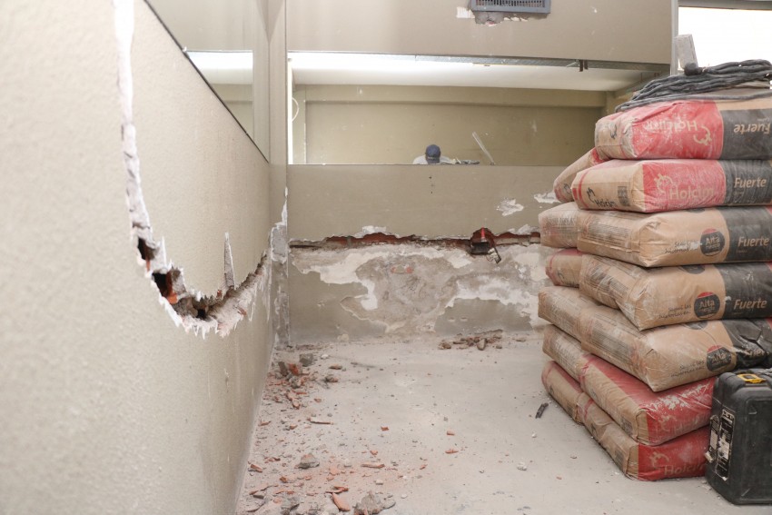 Continúan los trabajos de refacción en la Casa de la Cultura