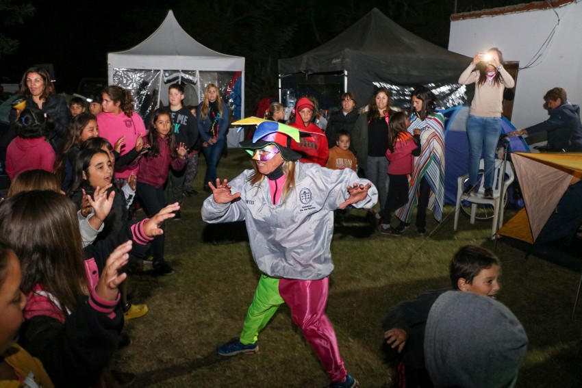 El Programa Escuelas de Verano tuvo su jornada de cierre con un campam