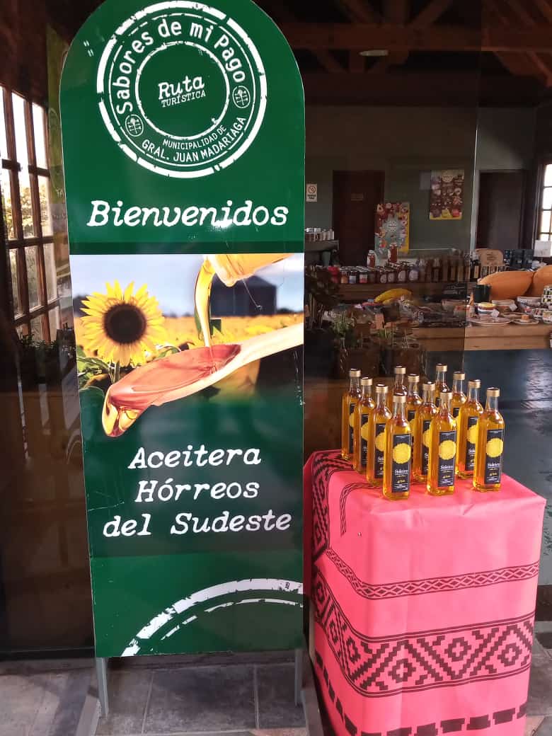 Productos madariaguenses a la venta en el Mercado de la Estación y el