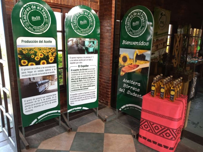 Productos madariaguenses a la venta en el Mercado de la Estación y el