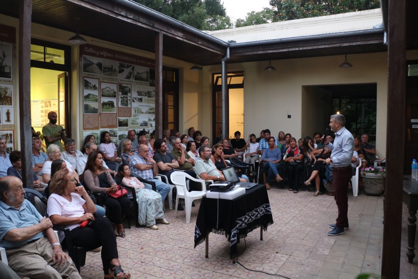 La charla sobre el espionaje nazi en Madariaga convoc y capt la aten