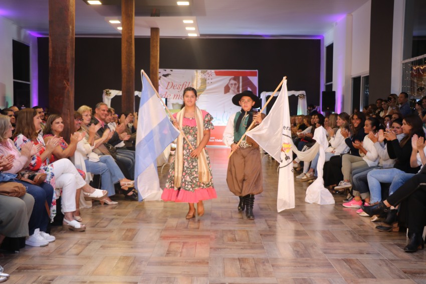 Recaudaron ms de 70 mil pesos durante el desfile a beneficio del Hosp