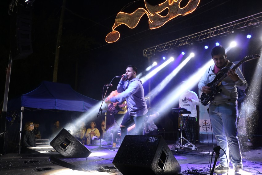 Con excelente acompaamiento del pblico se realiz el cierre de Carna