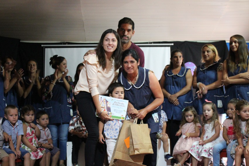 Egresaron 24 alumnos del maternal