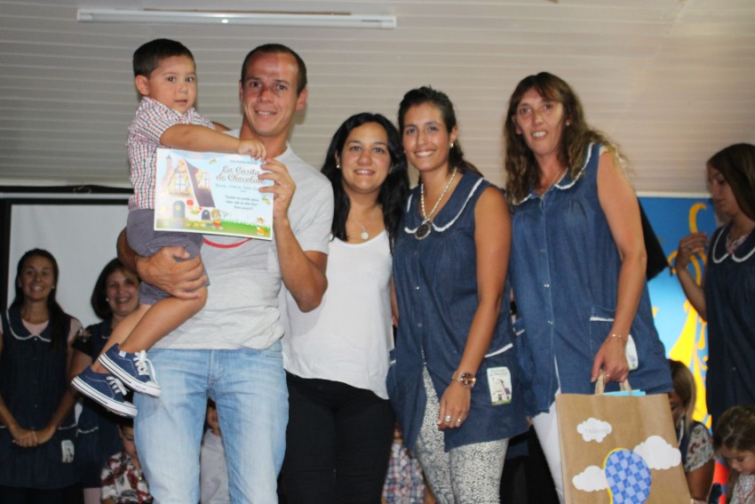 Egresaron 24 alumnos del maternal