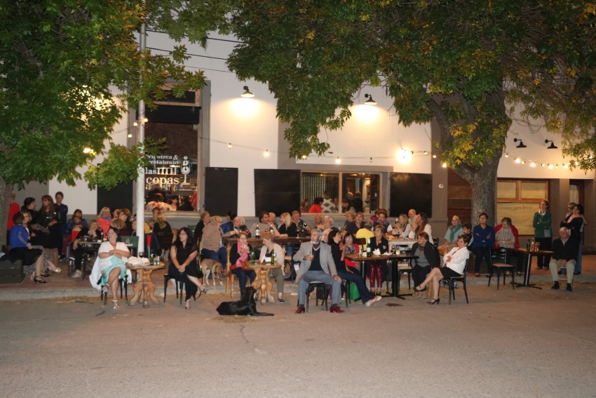 La noche de Tango y Carnaval congreg una importante cantidad de pbli