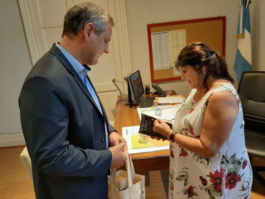Santoro se reuni con la ministra de Gobierno para tratar distintos te