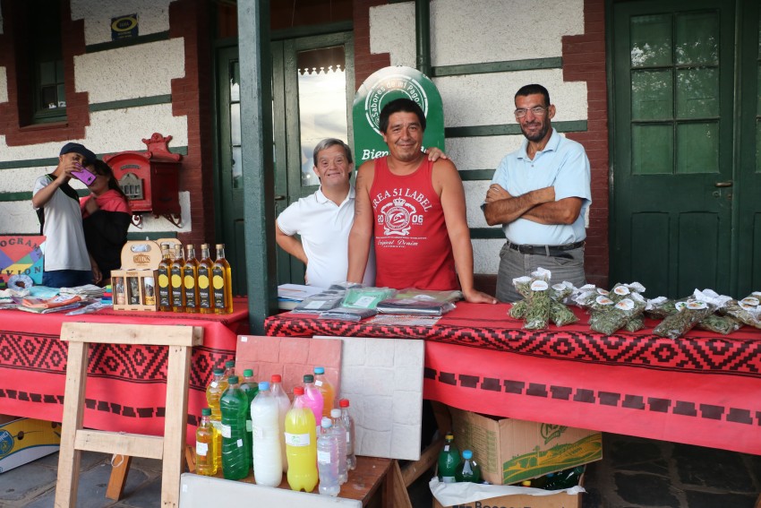 Artesanos y productores dieron cierre a la primera temporada de